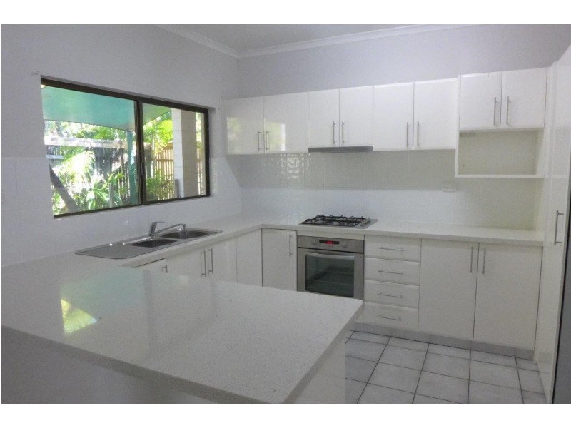 34 Jamieson St, Trinity Beach QLD 4879