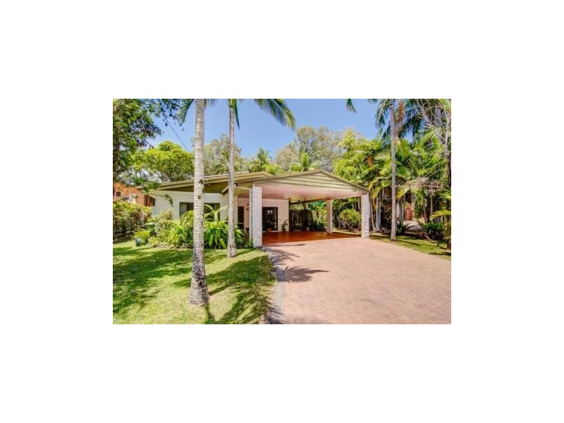 34 Jamieson St, Trinity Beach QLD 4879
