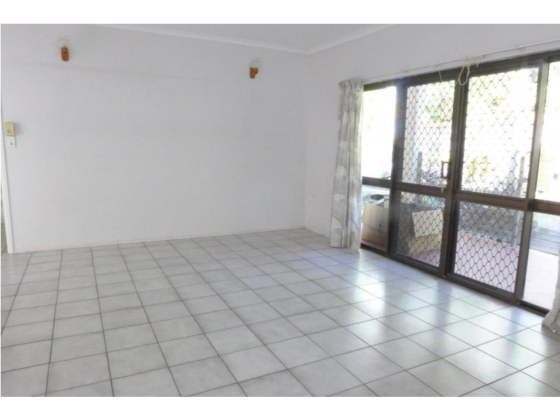 34 Jamieson St, Trinity Beach QLD 4879