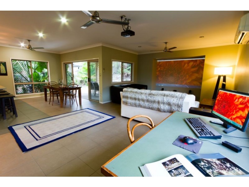 Kewarra Beach QLD 4879