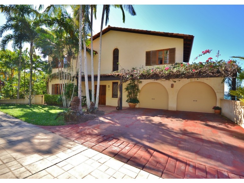 24/7 Tari Place, Trinity Beach QLD 4879