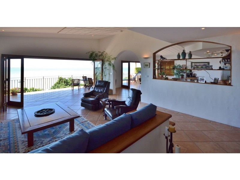 24/7 Tari Place, Trinity Beach QLD 4879