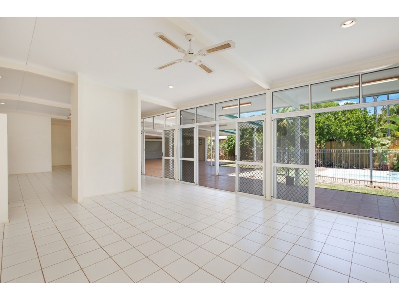 160 Trinity Beach Road, Trinity Beach QLD 4879