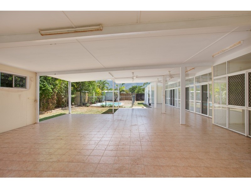 160 Trinity Beach Road, Trinity Beach QLD 4879