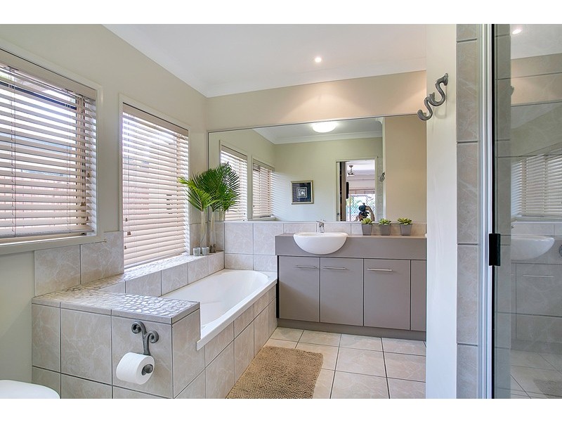 Kewarra Beach QLD 4879