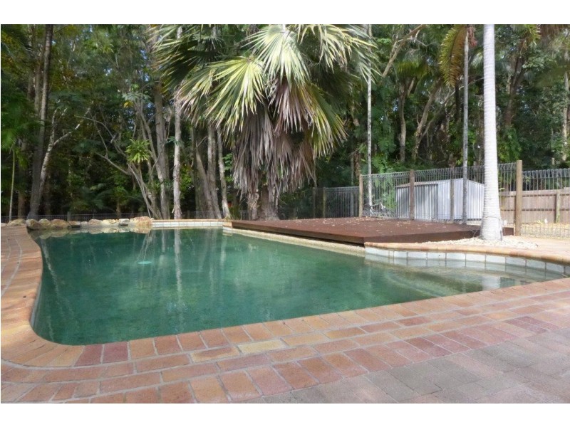 18 Hope St, Clifton Beach QLD 4879