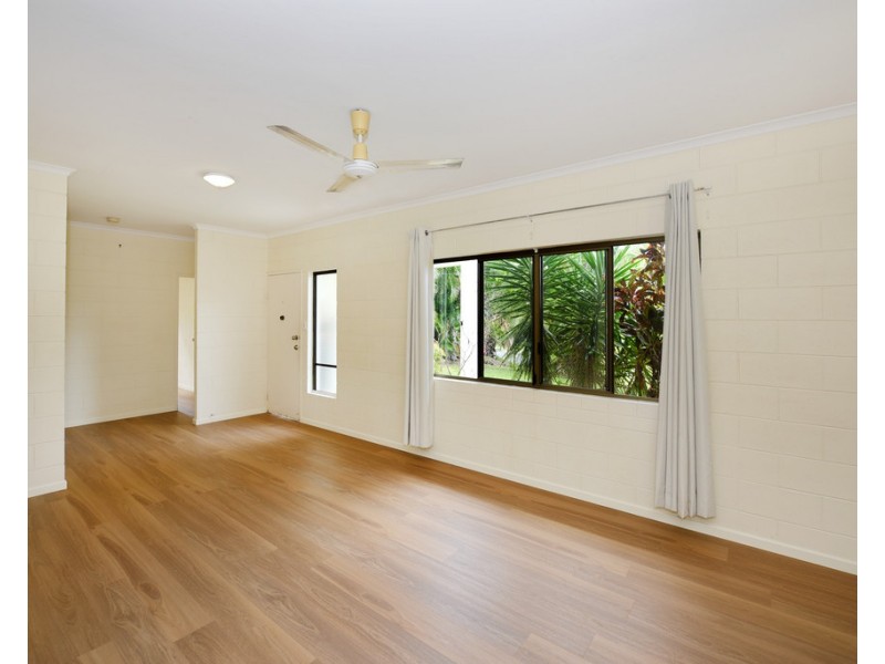 5 Newport Close, Kewarra Beach QLD 4879