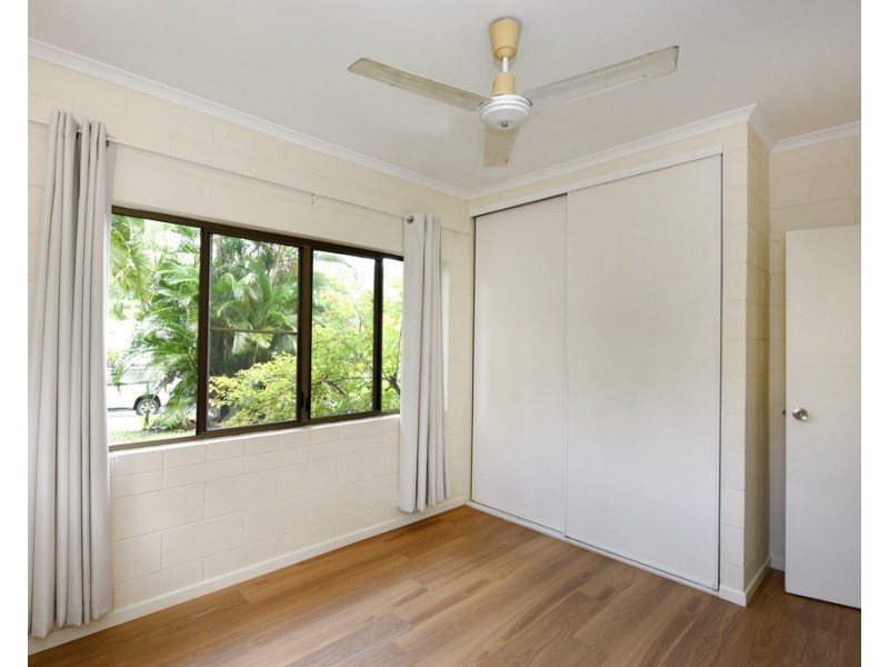 5 Newport Close, Kewarra Beach QLD 4879