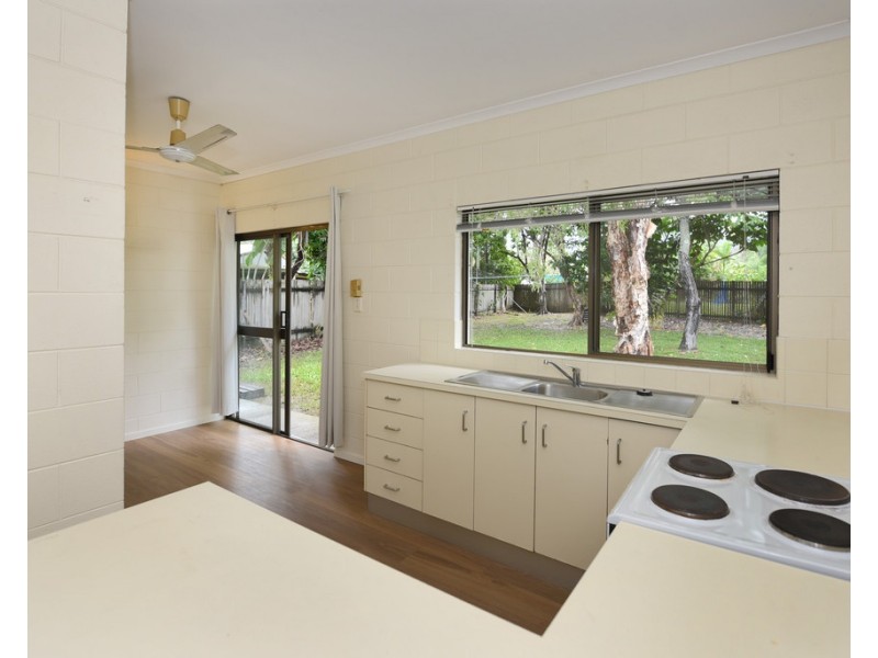 5 Newport Close, Kewarra Beach QLD 4879