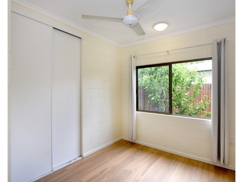 5 Newport Close, Kewarra Beach QLD 4879