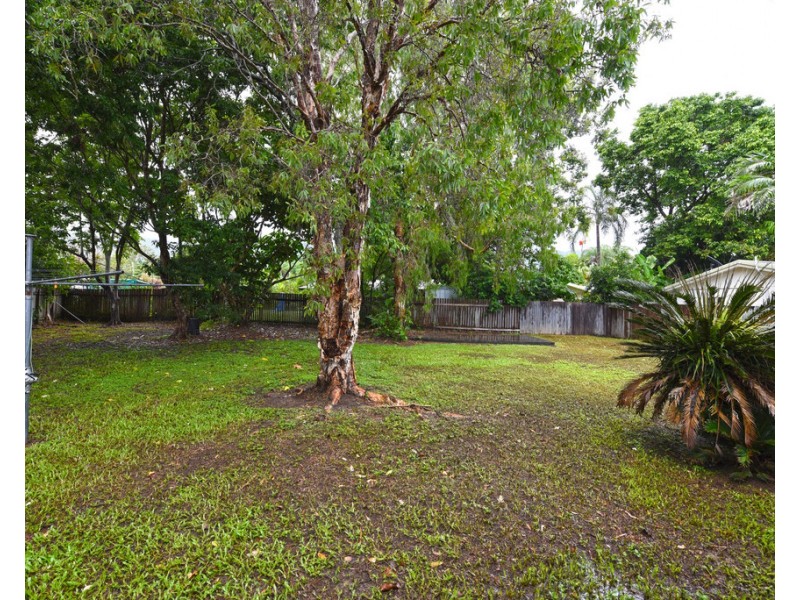 5 Newport Close, Kewarra Beach QLD 4879