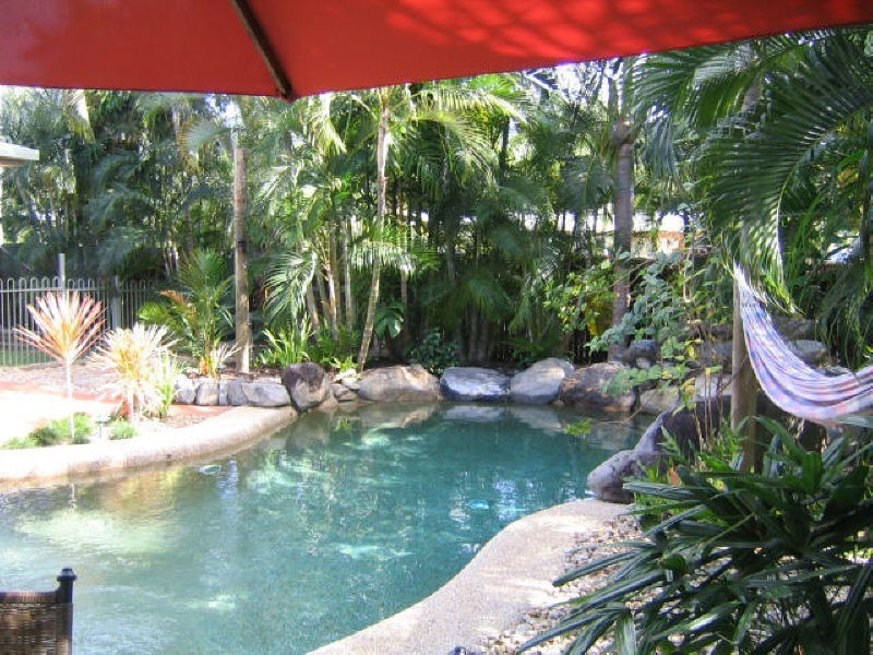 Clifton Beach QLD 4879