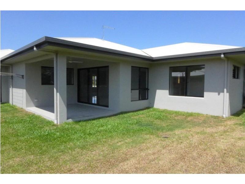 17 Como Close, Kewarra Beach QLD 4879