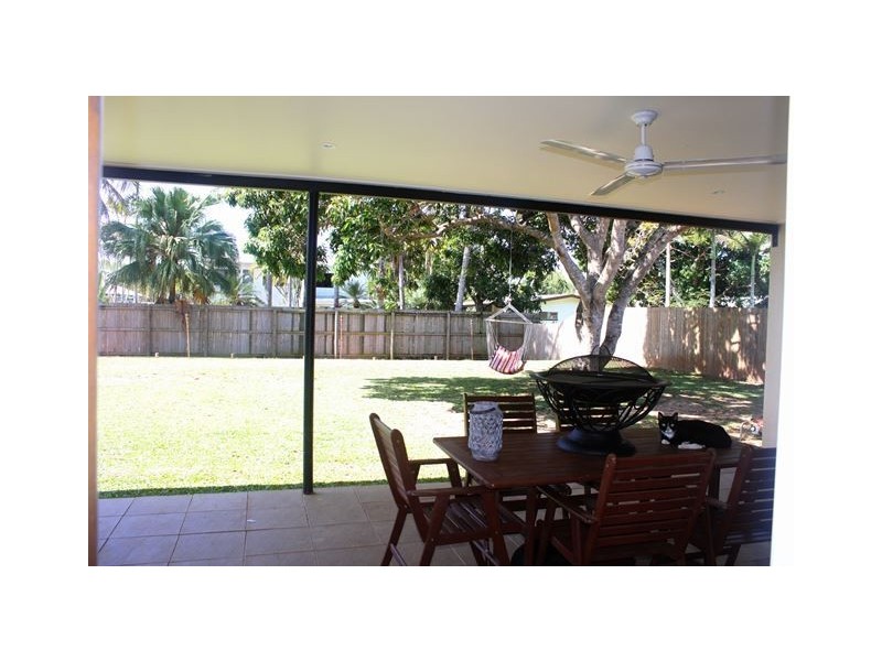 Trinity Beach QLD 4879