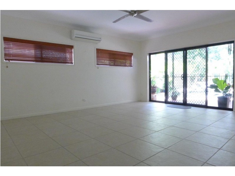 16 Trinidad Close, Trinity Beach QLD 4879
