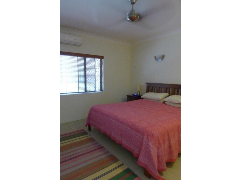 16 Trinidad Close, Trinity Beach QLD 4879