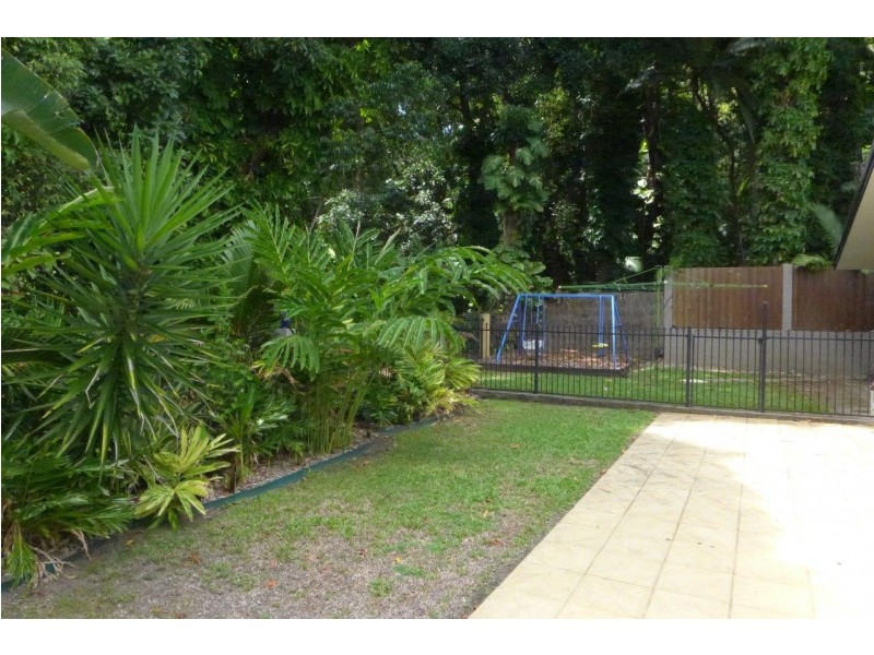 16 Trinidad Close, Trinity Beach QLD 4879