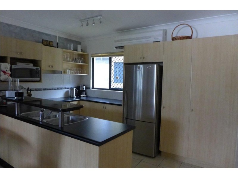 12/106 Moore Street, Trinity Beach QLD 4879