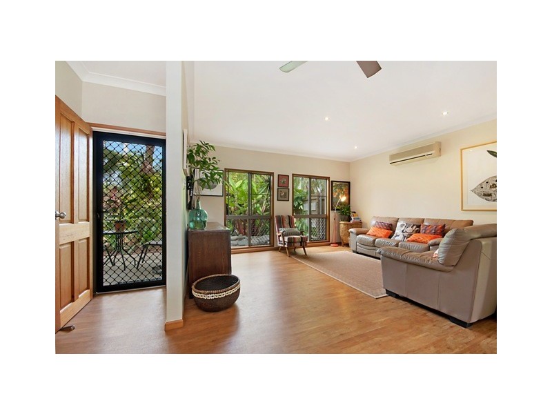 Trinity Beach QLD 4879