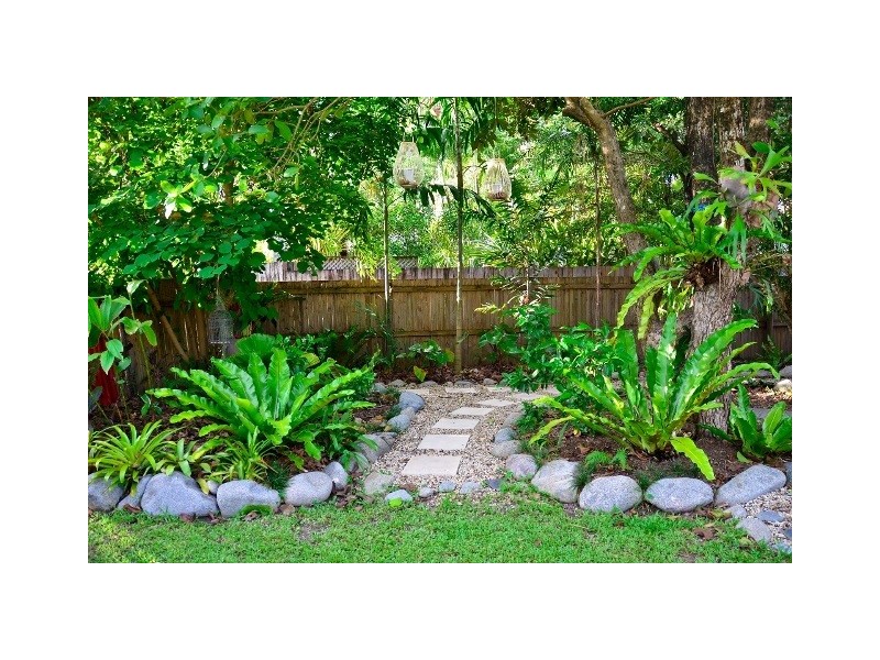 Trinity Beach QLD 4879