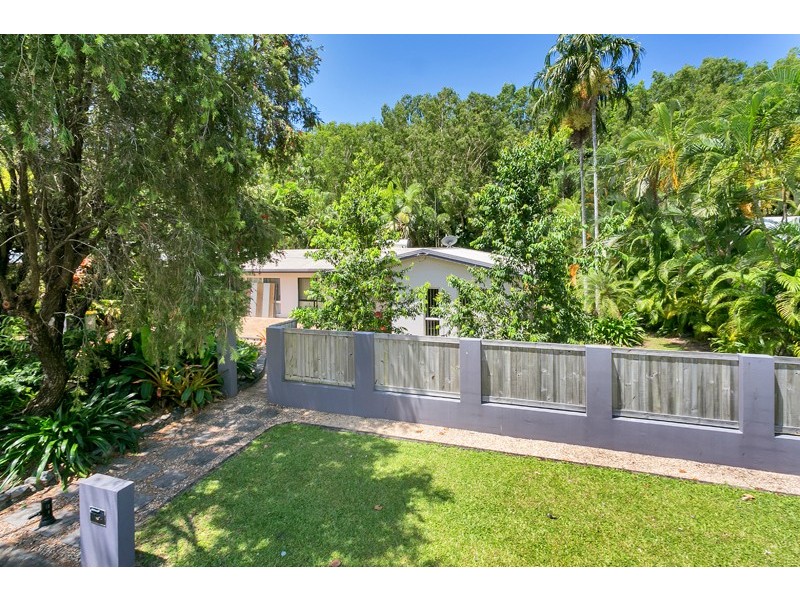 18 Hope Street, Clifton Beach QLD 4879