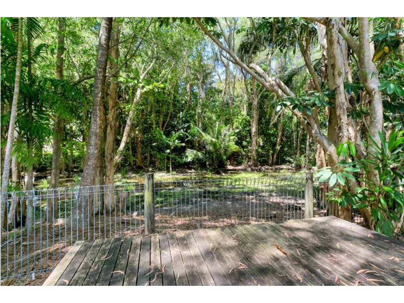 18 Hope Street, Clifton Beach QLD 4879