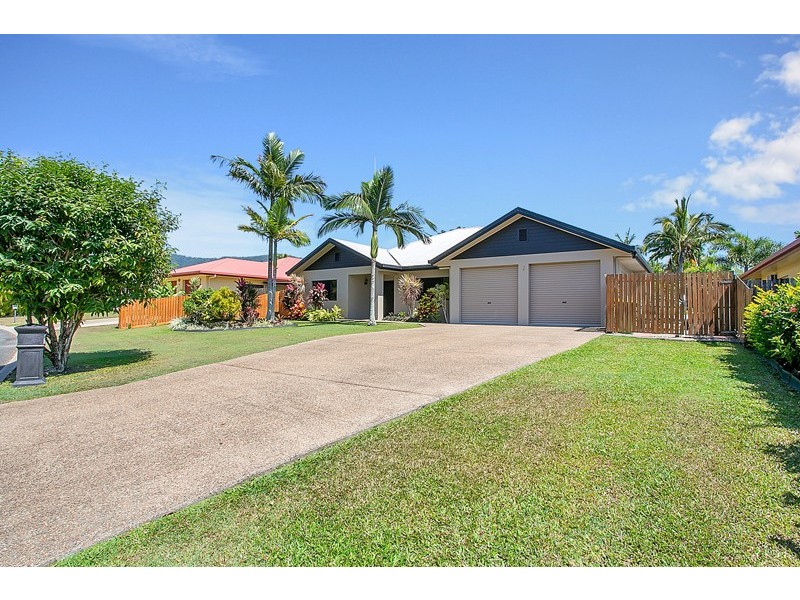 7 Teewah Close, Kewarra Beach QLD 4879
