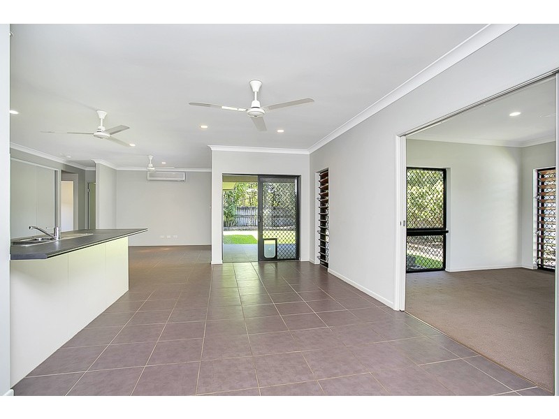 21 Vetiver Street, Trinity Park QLD 4879