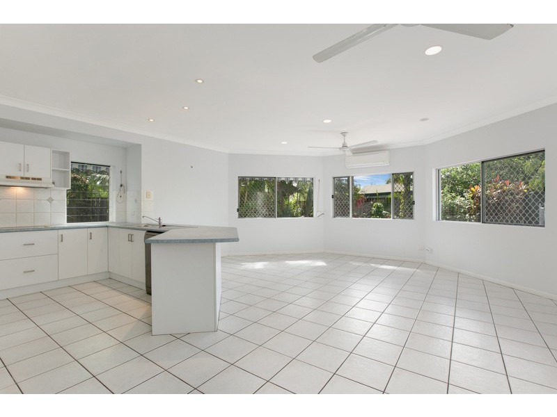 6 Squeaky Close, Kewarra Beach QLD 4879