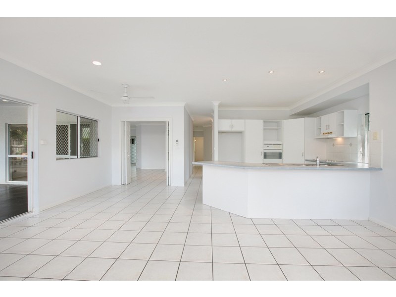 6 Squeaky Close, Kewarra Beach QLD 4879
