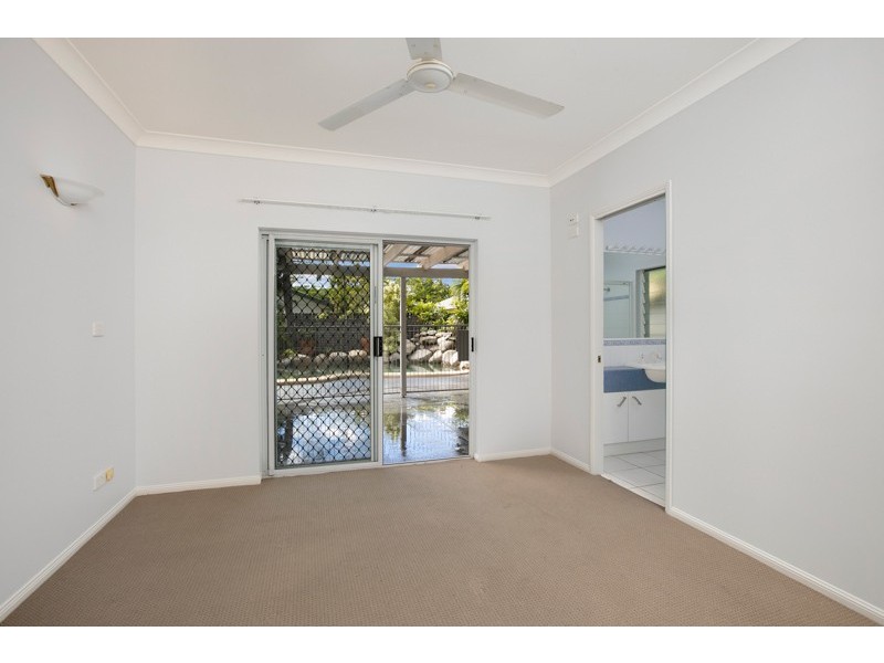 6 Squeaky Close, Kewarra Beach QLD 4879