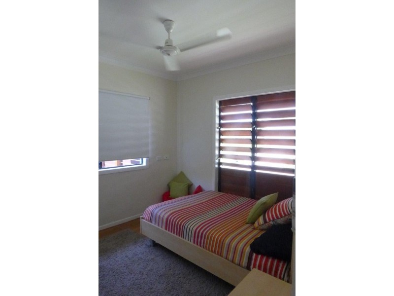 11 Norwood Crescent, Trinity Park QLD 4879