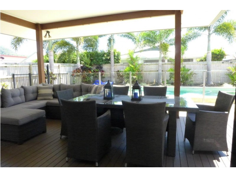 11 Norwood Crescent, Trinity Park QLD 4879