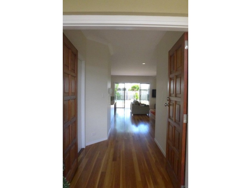 11 Norwood Crescent, Trinity Park QLD 4879