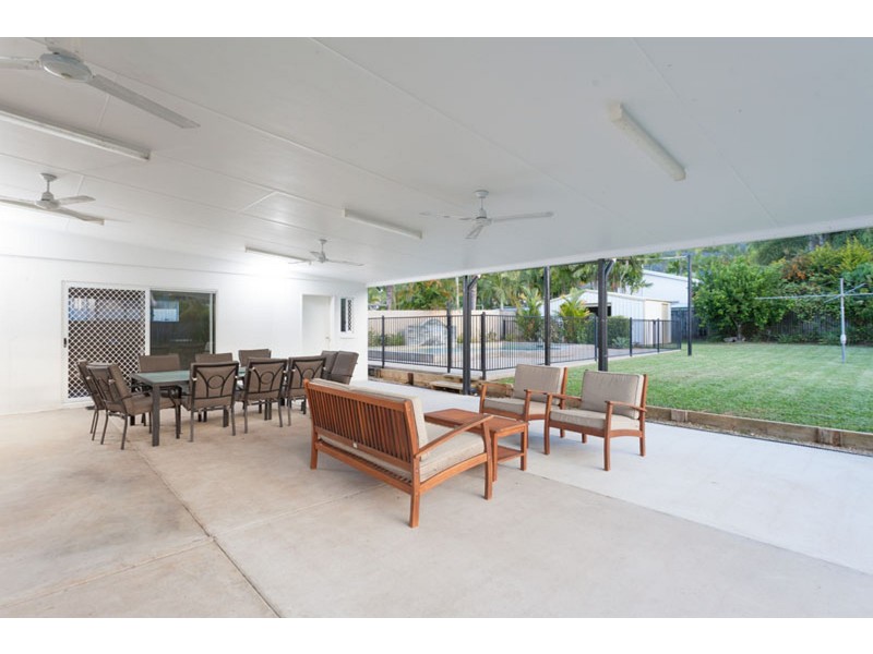 87 Moore Road, Kewarra Beach QLD 4879