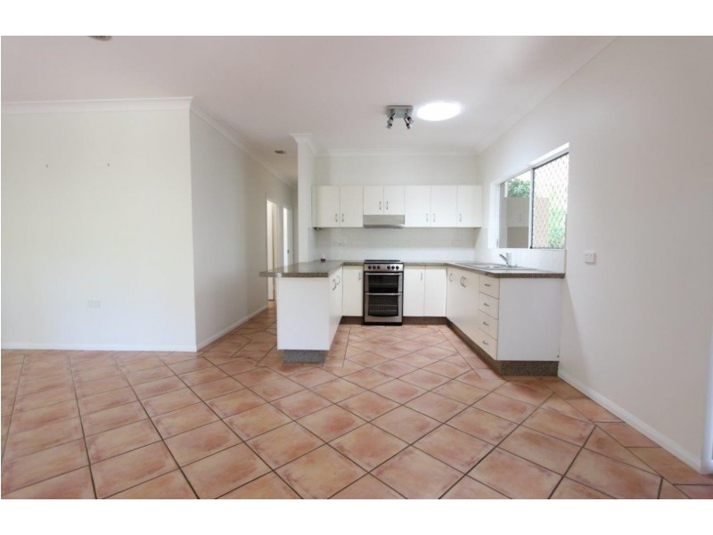 4 Bondi Crescent, Kewarra Beach QLD 4879