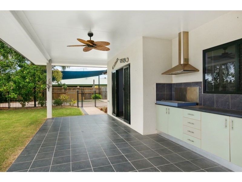 14 Bullrush Terrace, Kewarra Beach QLD 4879
