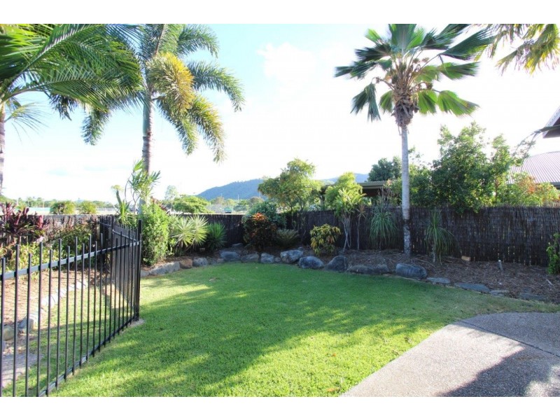 14 Teewah Close, Kewarra Beach QLD 4879