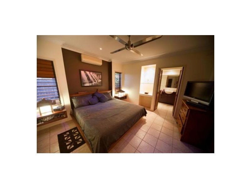 14 Teewah Close, Kewarra Beach QLD 4879