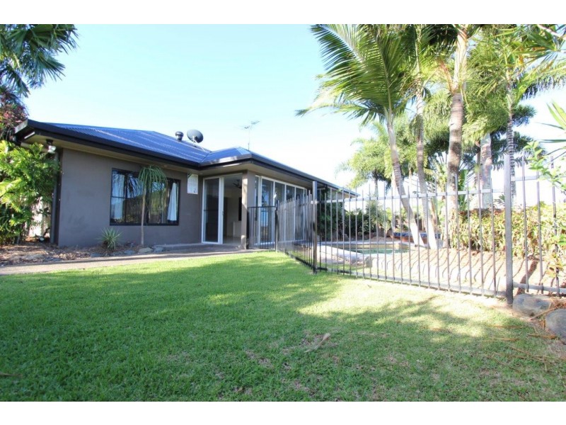 14 Teewah Close, Kewarra Beach QLD 4879