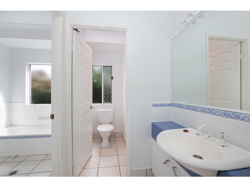 6 Squeaky Close, Kewarra Beach QLD 4879