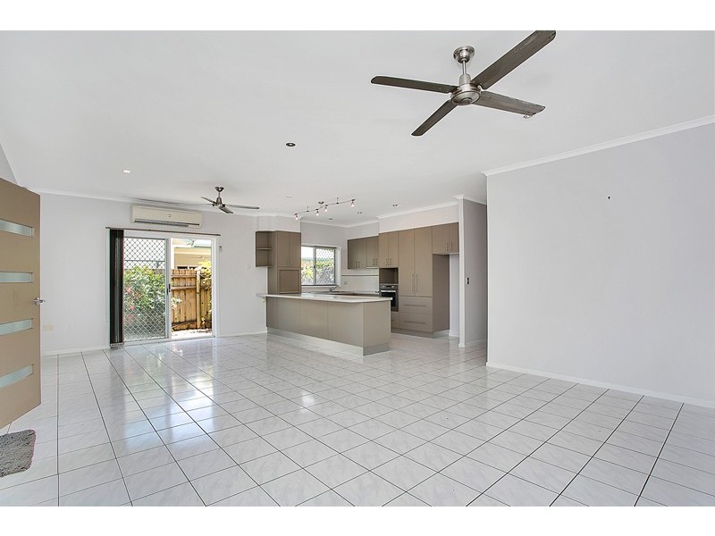 Clifton Beach QLD 4879