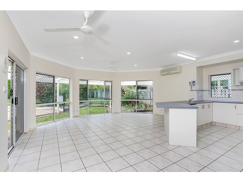 Kewarra Beach QLD 4879