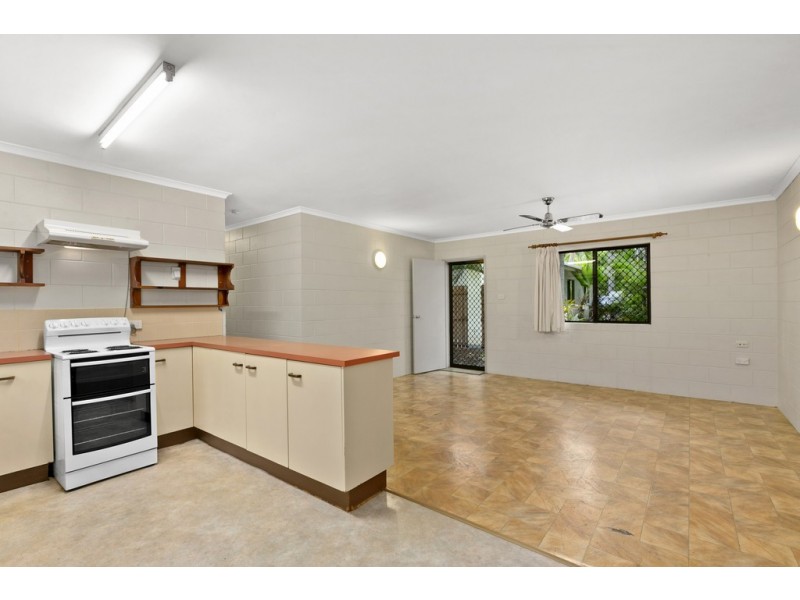 2/30 Strombus Avenue, Trinity Beach QLD 4879