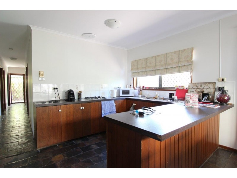 84 Trinity Beach Road, Trinity Beach QLD 4879