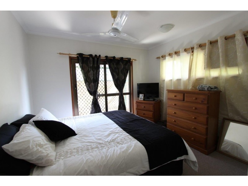 84 Trinity Beach Road, Trinity Beach QLD 4879