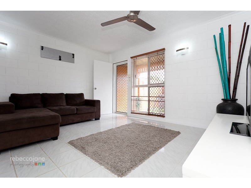 4/73-75 Toogood Road, Woree QLD 4868