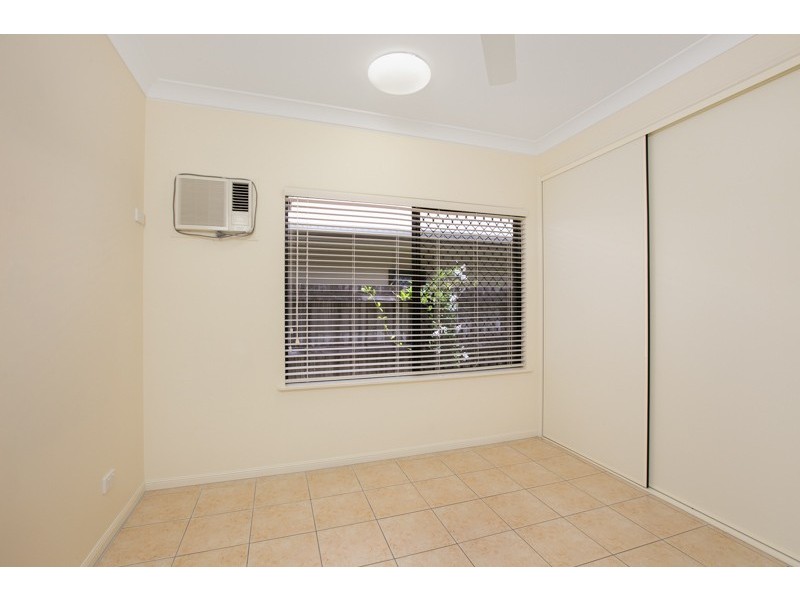 Palm Cove QLD 4879