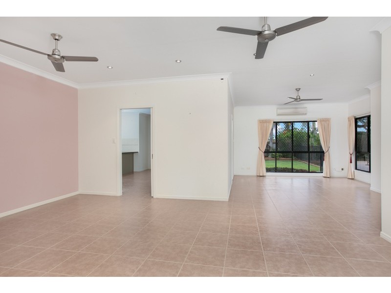 Kewarra Beach QLD 4879