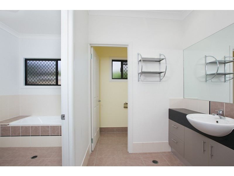 Kewarra Beach QLD 4879